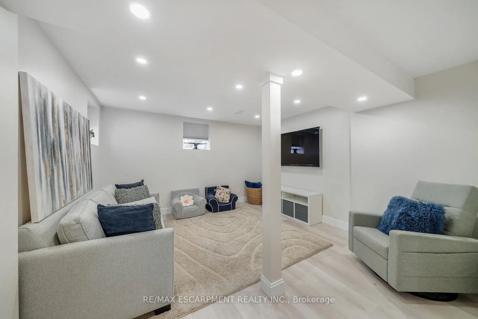 Photo 39 of 315 Humphrey Street, Hamilton, Waterdown — HOMEH