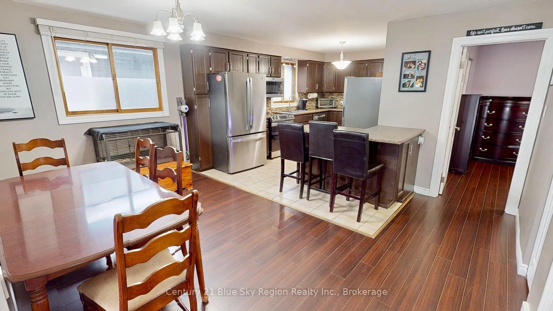 Photo 11 of 1244 Burns Street, North Bay, West End — HOMEH
