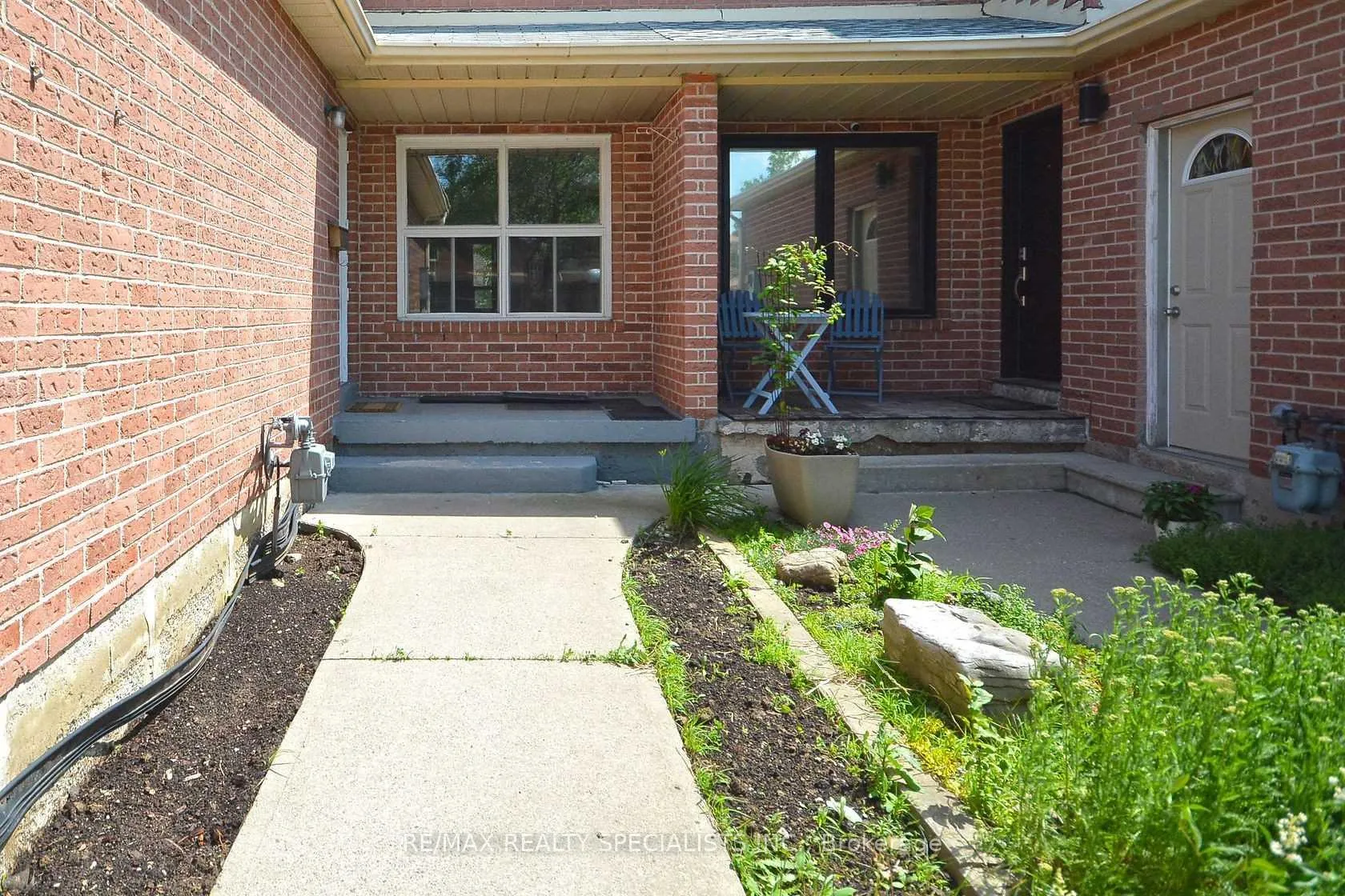 Photo 4 of Unit Upper, 52 Donna Drive, Brampton, Heart Lake — HOMEH