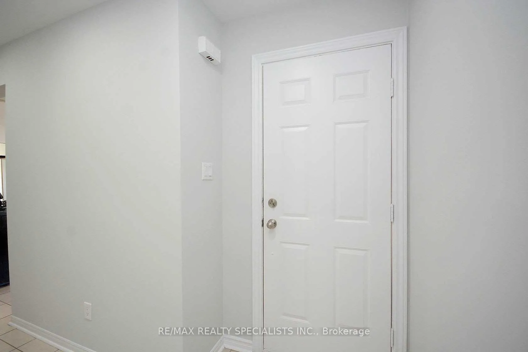 Photo 7 of Unit Upper, 52 Donna Drive, Brampton, Heart Lake — HOMEH