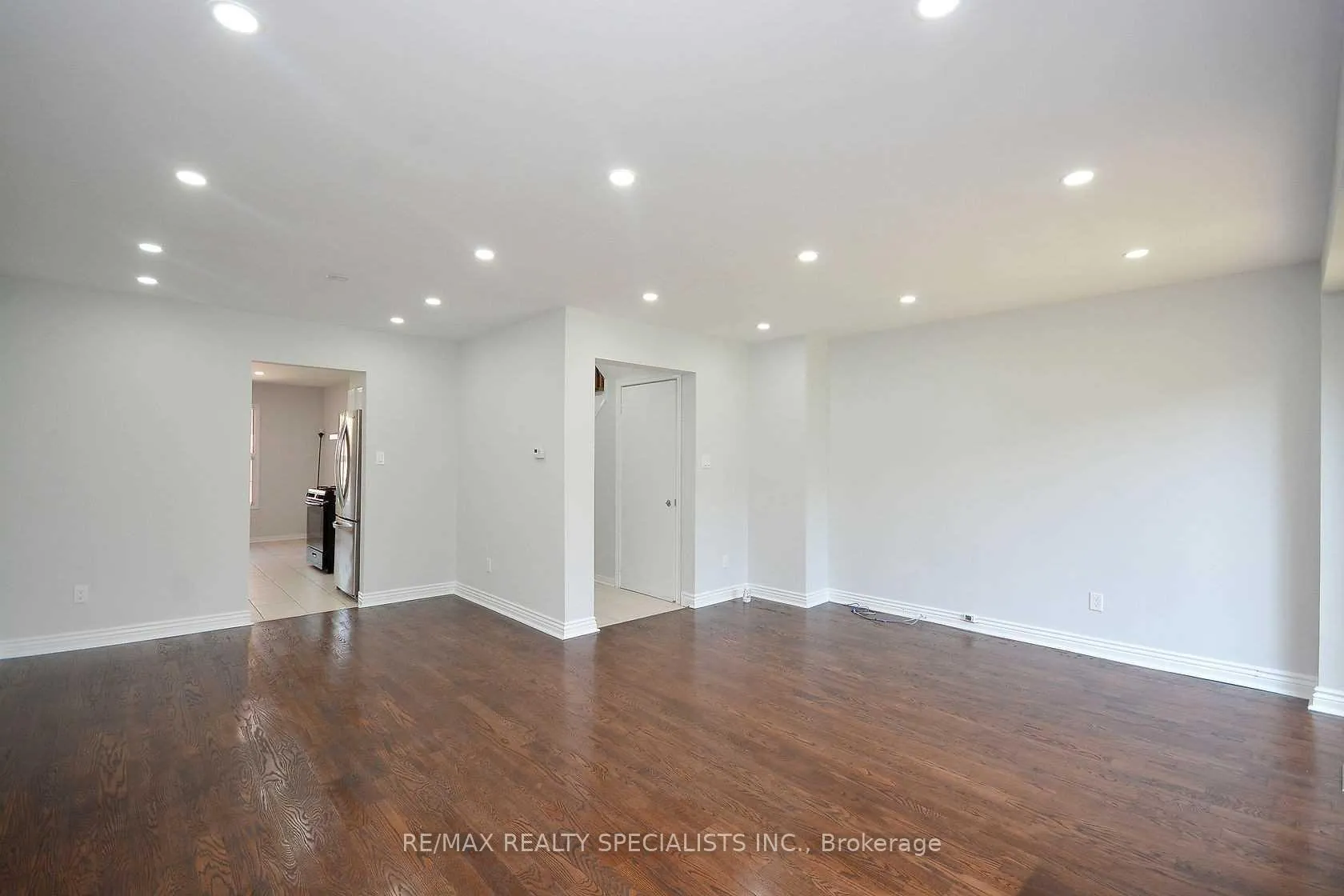 Photo 13 of Unit Upper, 52 Donna Drive, Brampton, Heart Lake — HOMEH