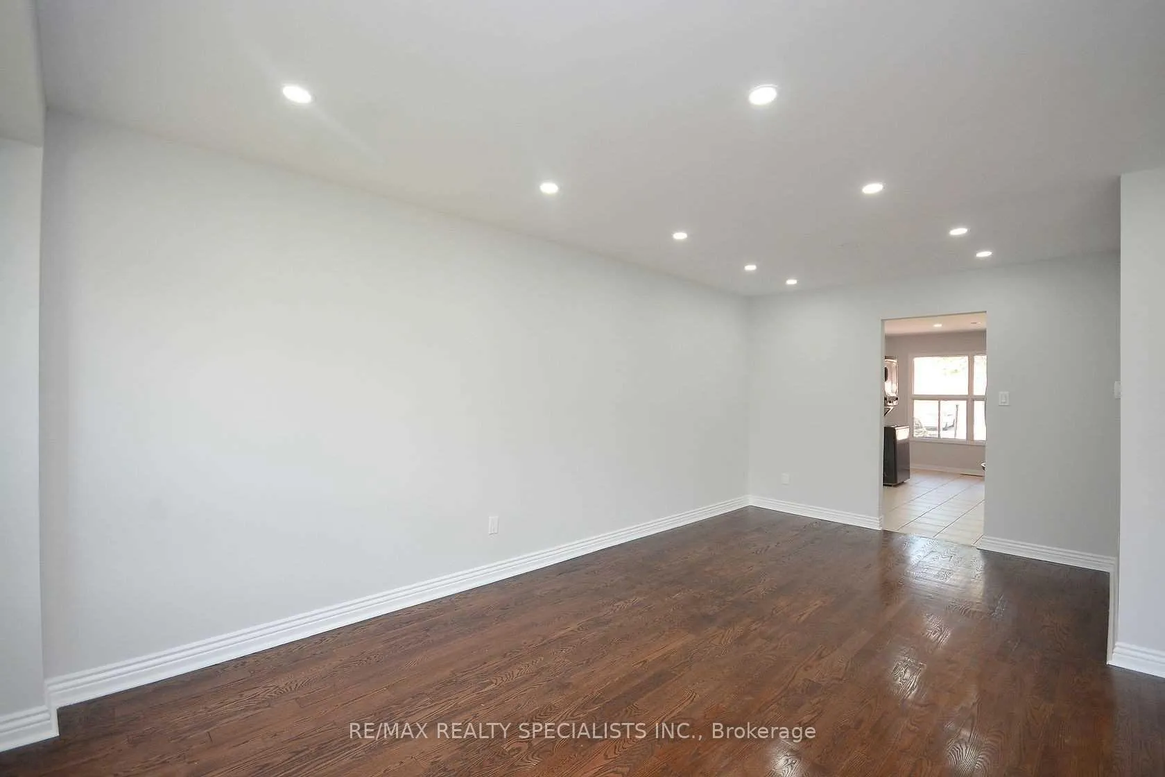 Photo 15 of Unit Upper, 52 Donna Drive, Brampton, Heart Lake — HOMEH