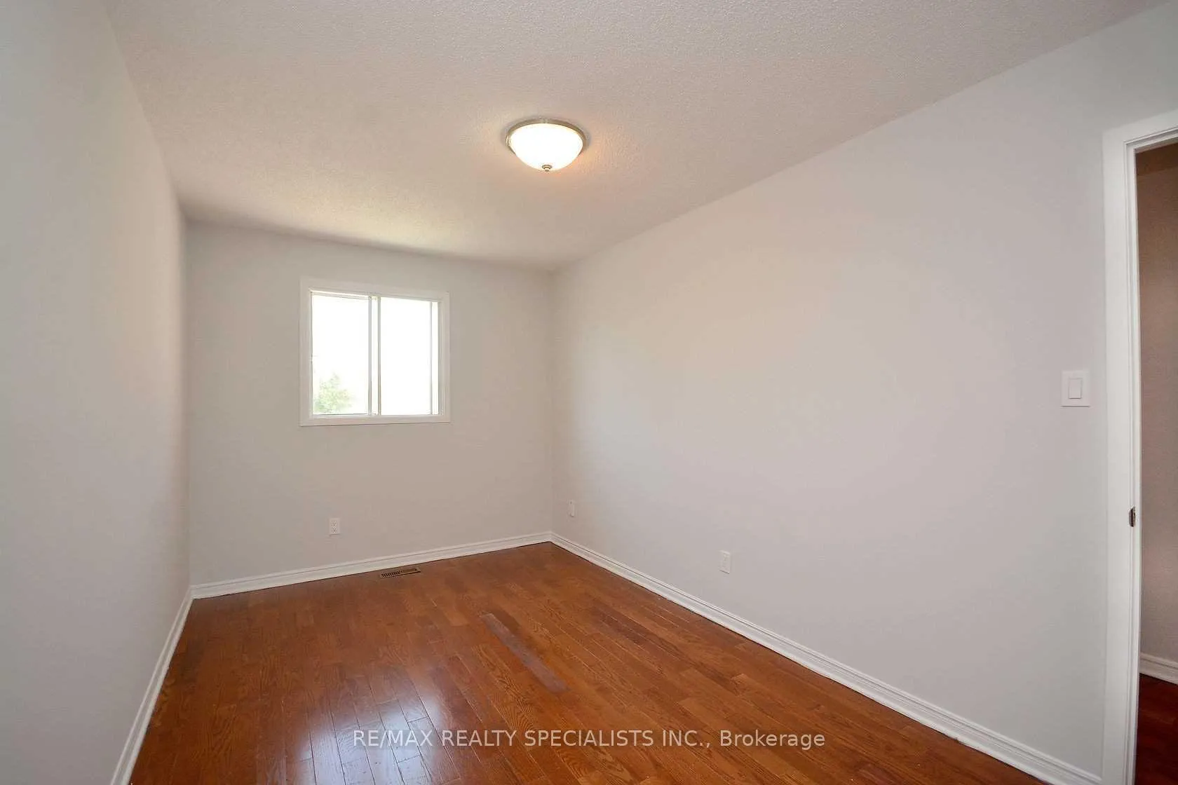 Photo 34 of Unit Upper, 52 Donna Drive, Brampton, Heart Lake — HOMEH