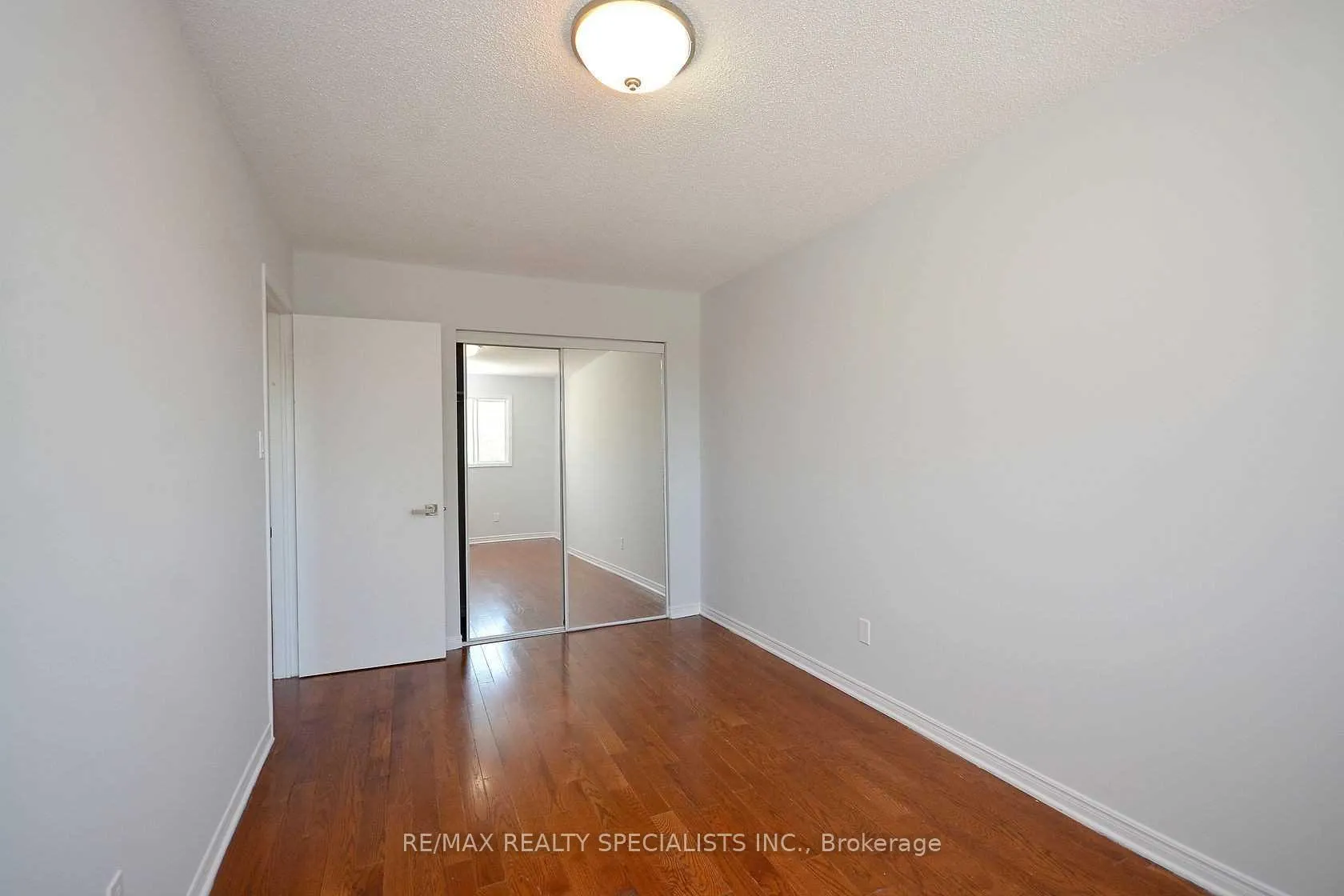 Photo 35 of Unit Upper, 52 Donna Drive, Brampton, Heart Lake — HOMEH