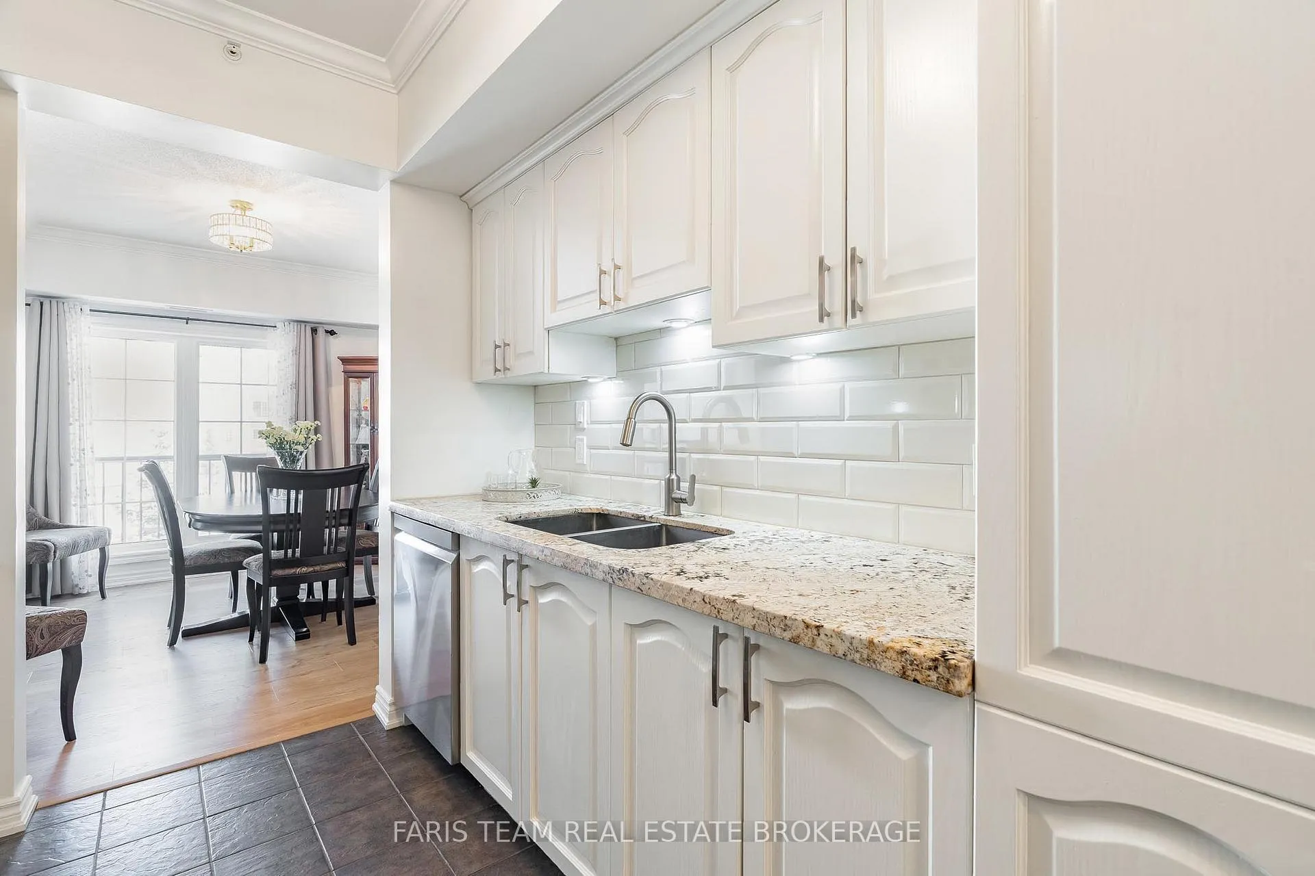 Photo 6 of Unit 202, 39 Ferndale Drive S, Barrie, Ardagh — HOMEH