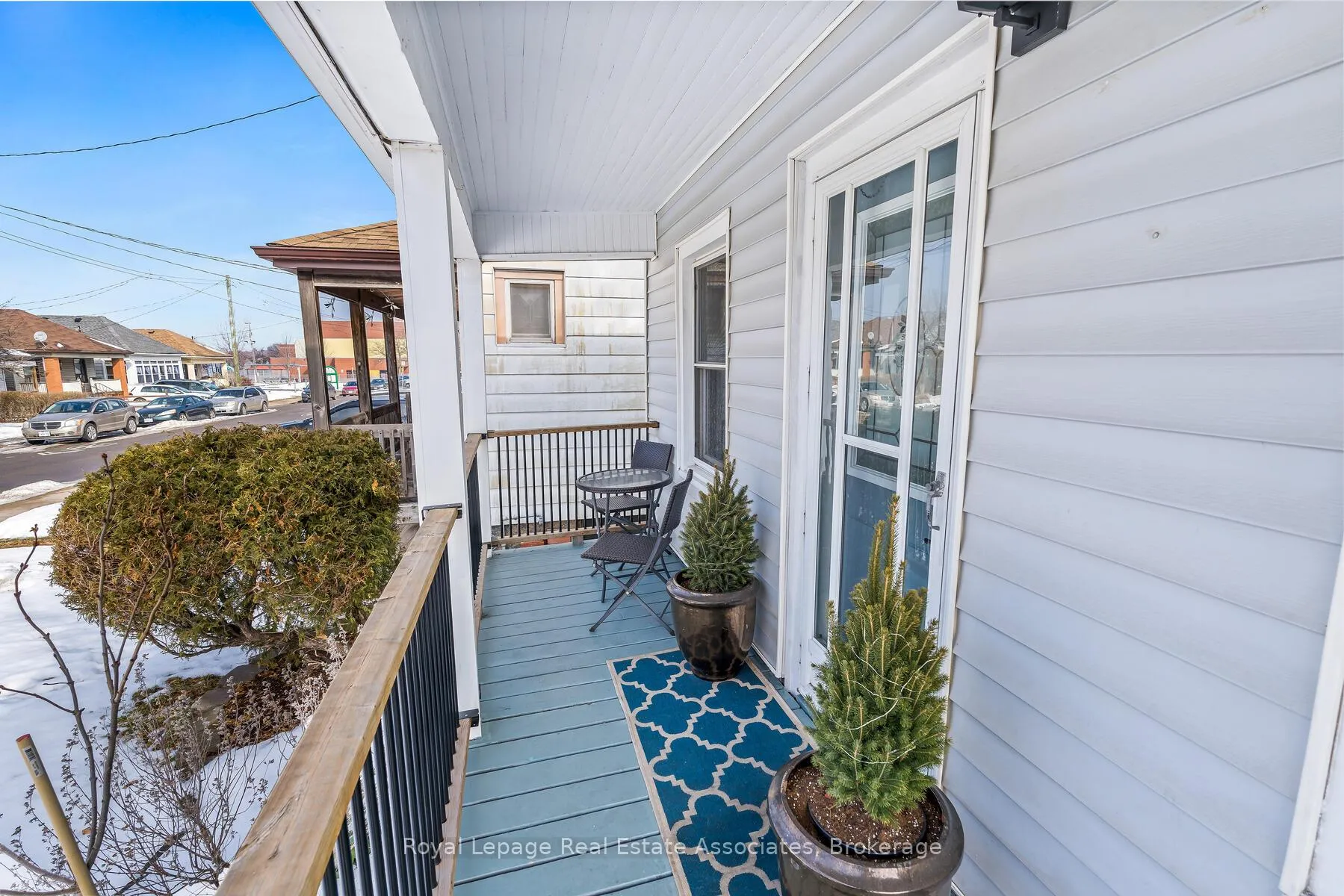 Photo 5 of 88 Graham Avenue N, Hamilton, Crown Point — HOMEH