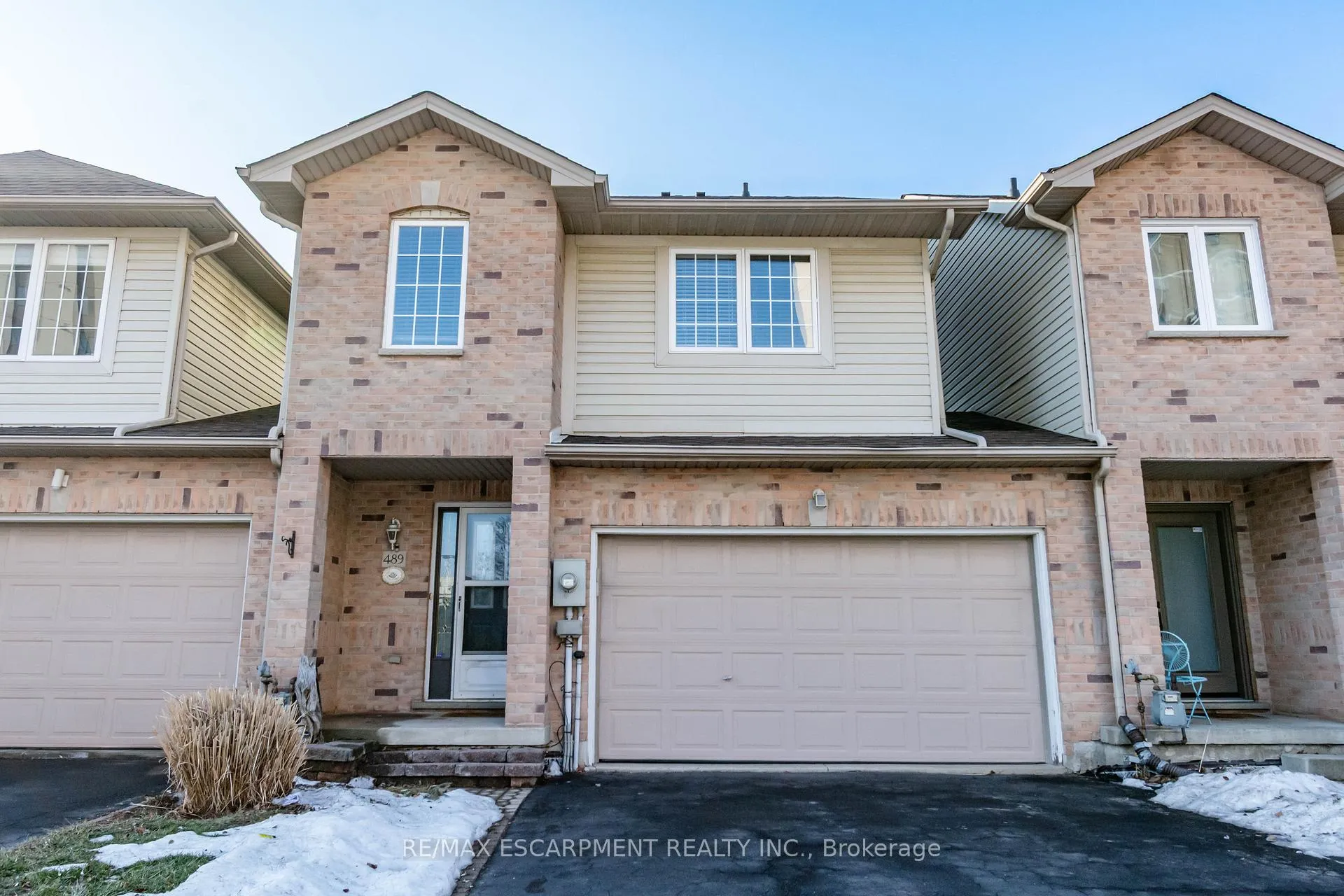 Photo 2 of 489 Green Road, Hamilton, Lakeshore — HOMEH