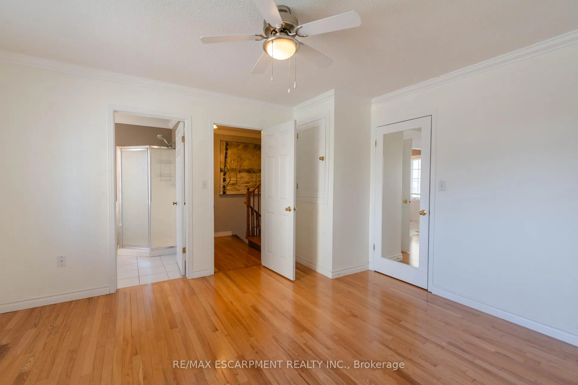 Photo 17 of 489 Green Road, Hamilton, Lakeshore — HOMEH