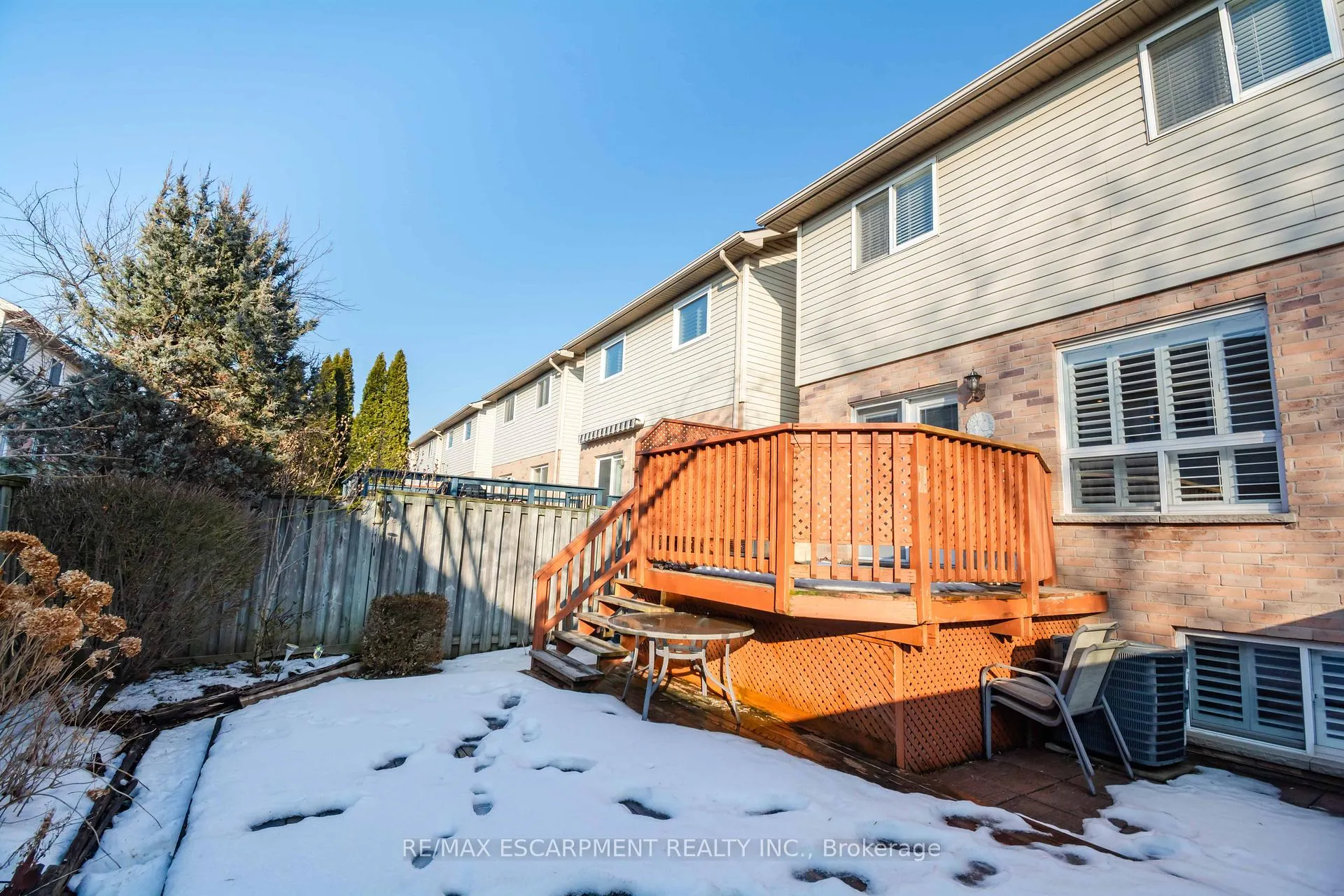 Photo 30 of 489 Green Road, Hamilton, Lakeshore — HOMEH