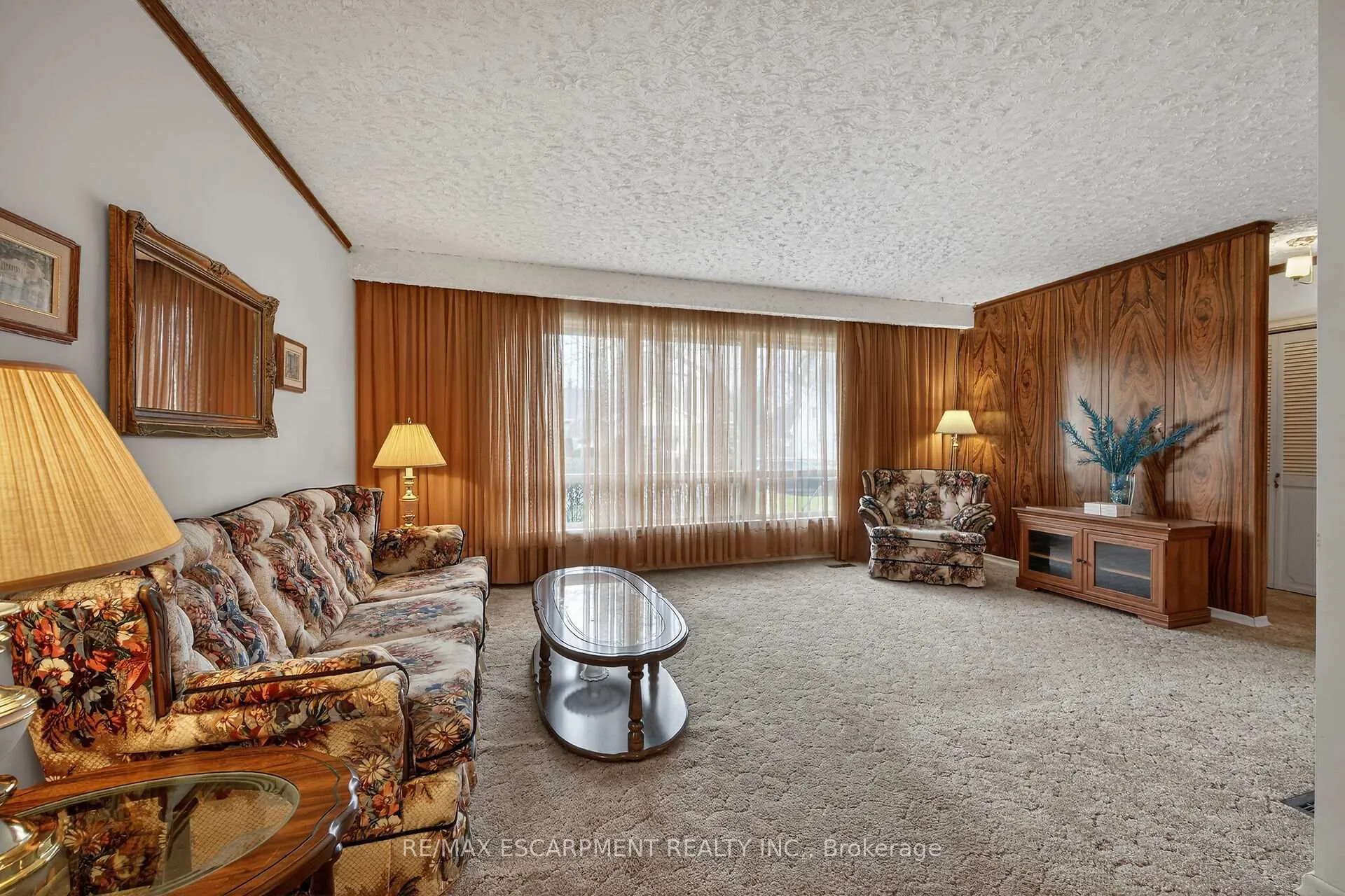 Photo 5 of 18 Charles Street, Norfolk, Simcoe — HOMEH