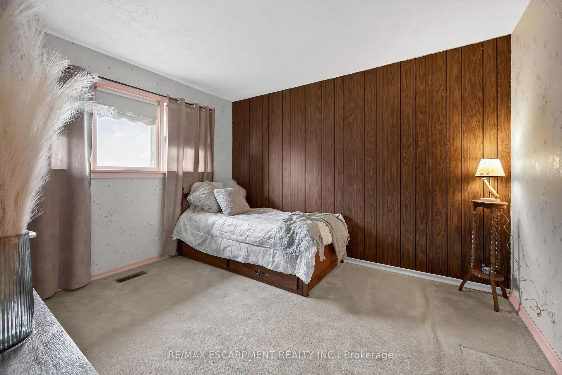 Photo 19 of 18 Charles Street, Norfolk, Simcoe — HOMEH