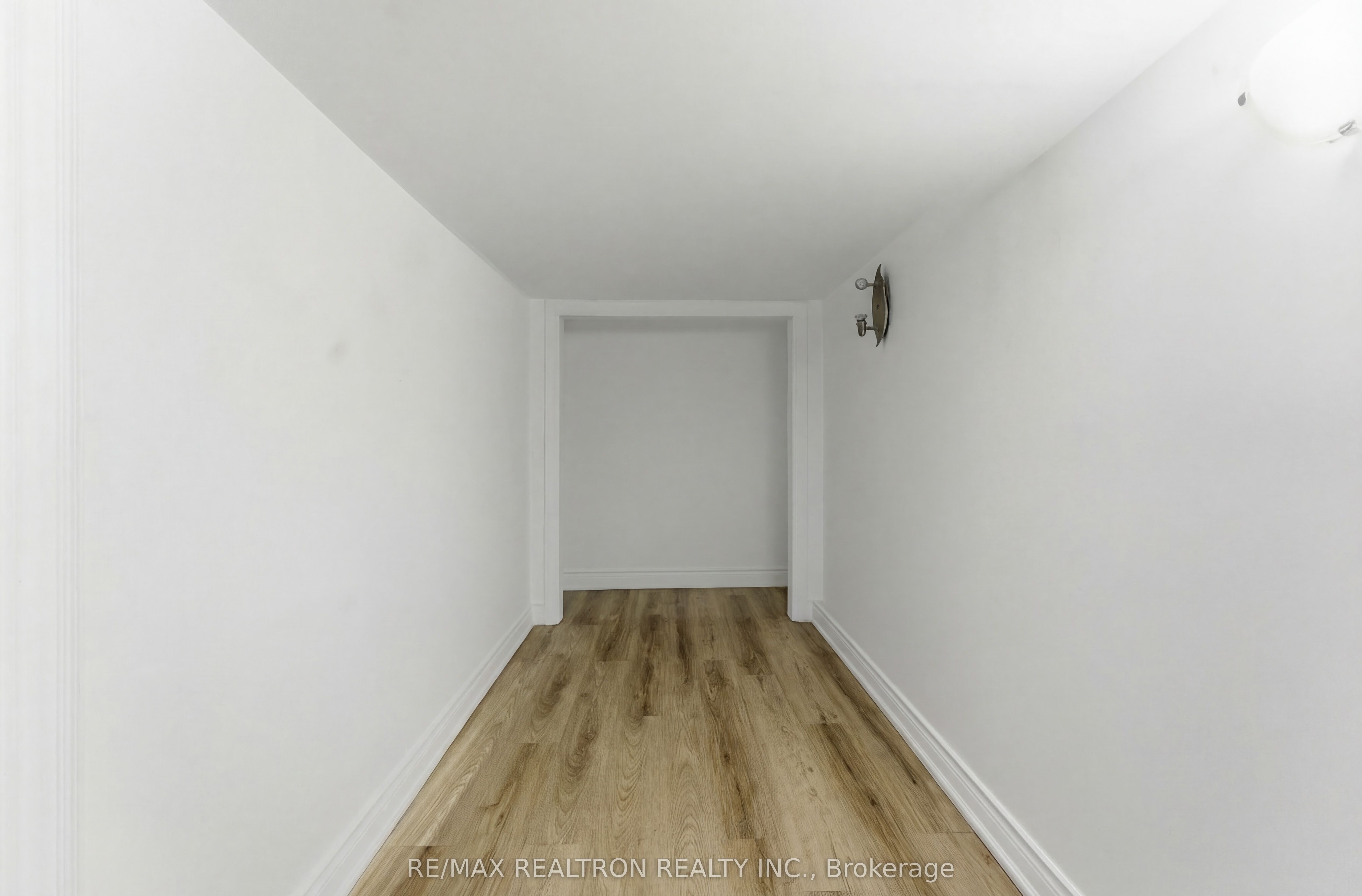 Photo 18 of 468 Northcliffe Boulevard, Toronto, Oakwood Village — HOMEH