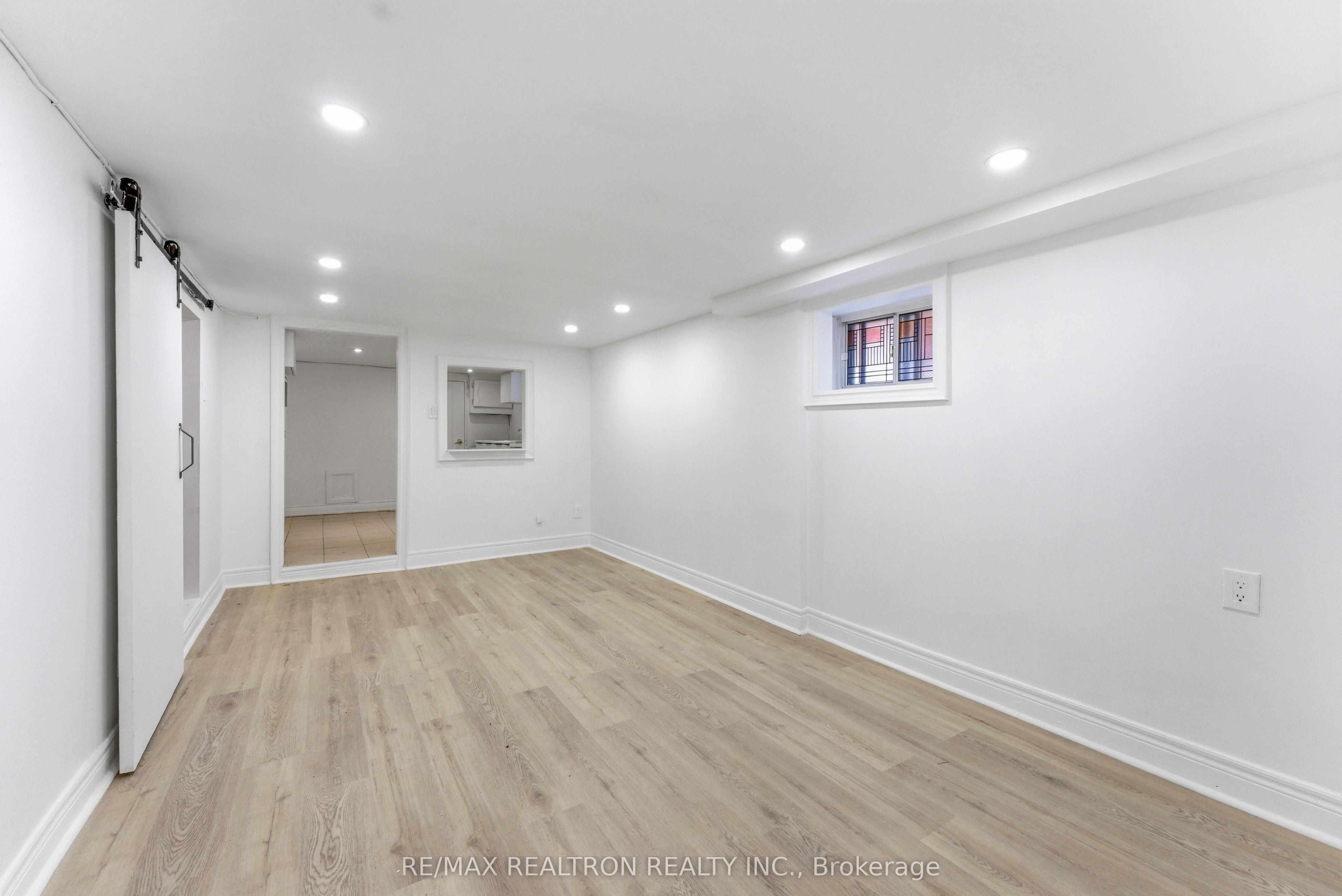 Photo 28 of 468 Northcliffe Boulevard, Toronto, Oakwood Village — HOMEH
