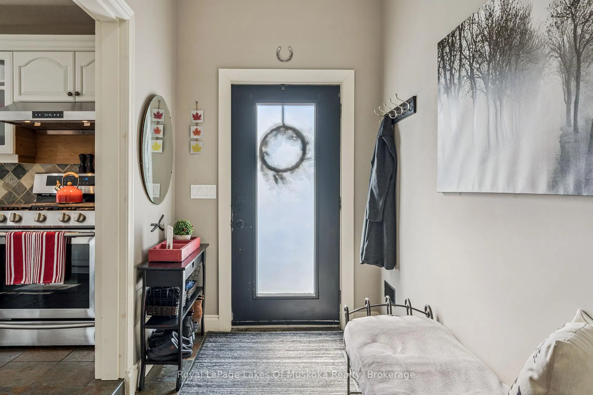 Photo 5 of 293 Hiram Street, Bracebridge, Macaulay — HOMEH