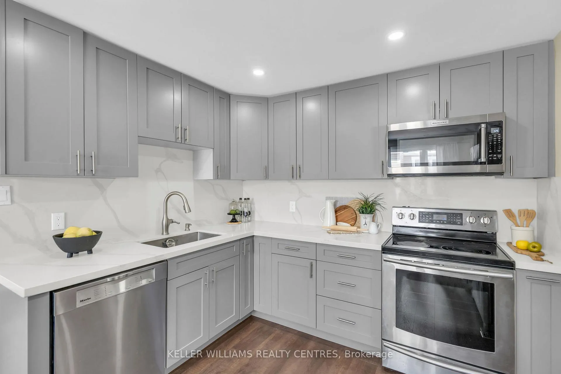 Photo 15 of 263 Boyers Road, Georgina, Historic Lakeshore Communities — HOMEH