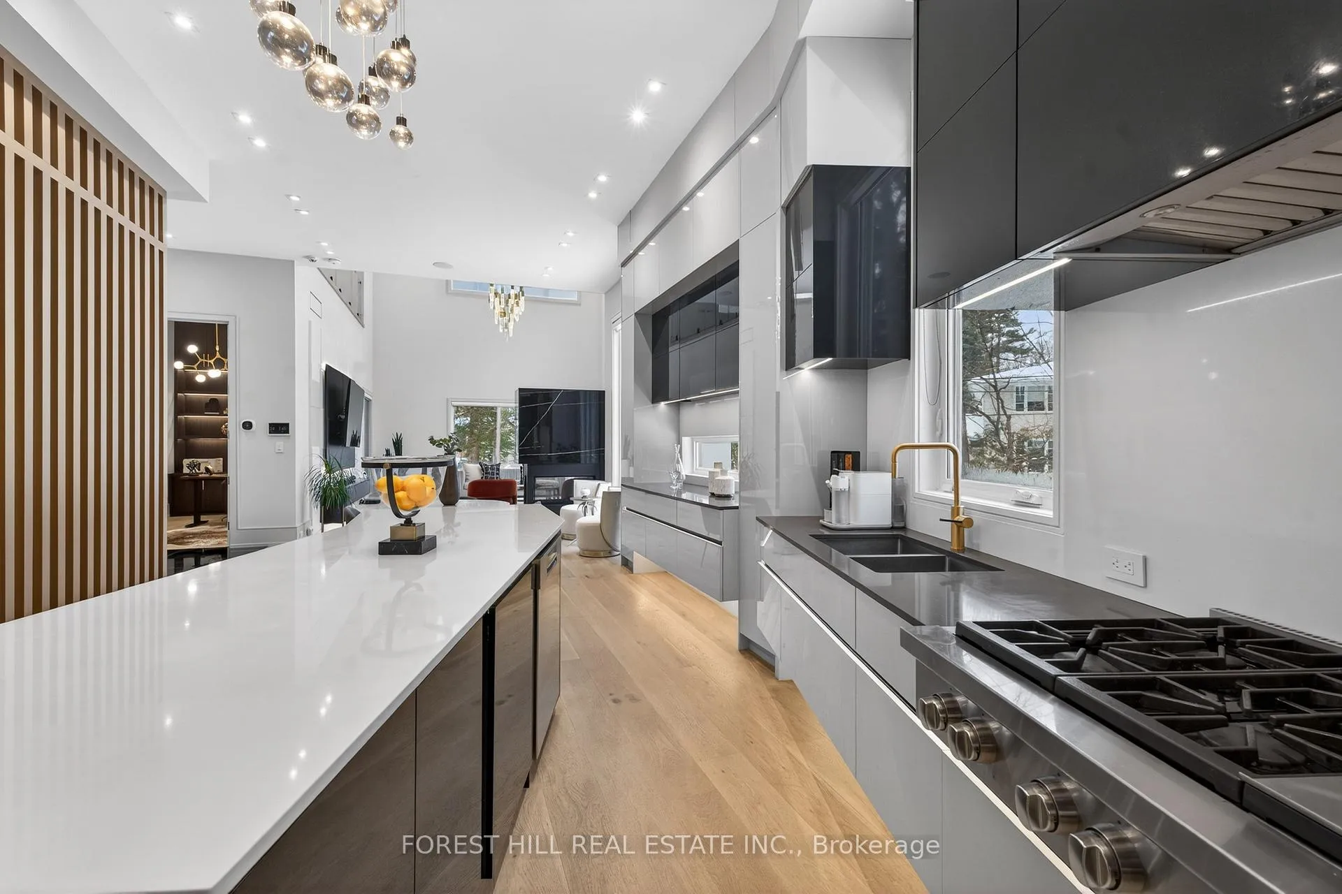 Photo 6 of 8 Elspeth Place, Markham, Grandview — HOMEH