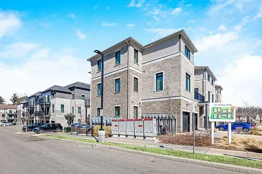 Photo 3 of Unit 7, 107 Westra Drive, Guelph, Willow West/Sugarbush/West Acres — HOMEH