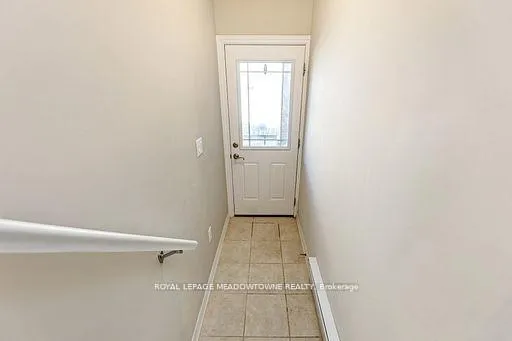 Photo 5 of Unit 7, 107 Westra Drive, Guelph, Willow West/Sugarbush/West Acres — HOMEH