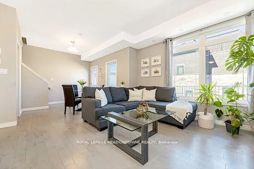 Photo 13 of Unit 7, 107 Westra Drive, Guelph, Willow West/Sugarbush/West Acres — HOMEH
