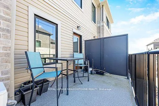 Photo 25 of Unit 7, 107 Westra Drive, Guelph, Willow West/Sugarbush/West Acres — HOMEH