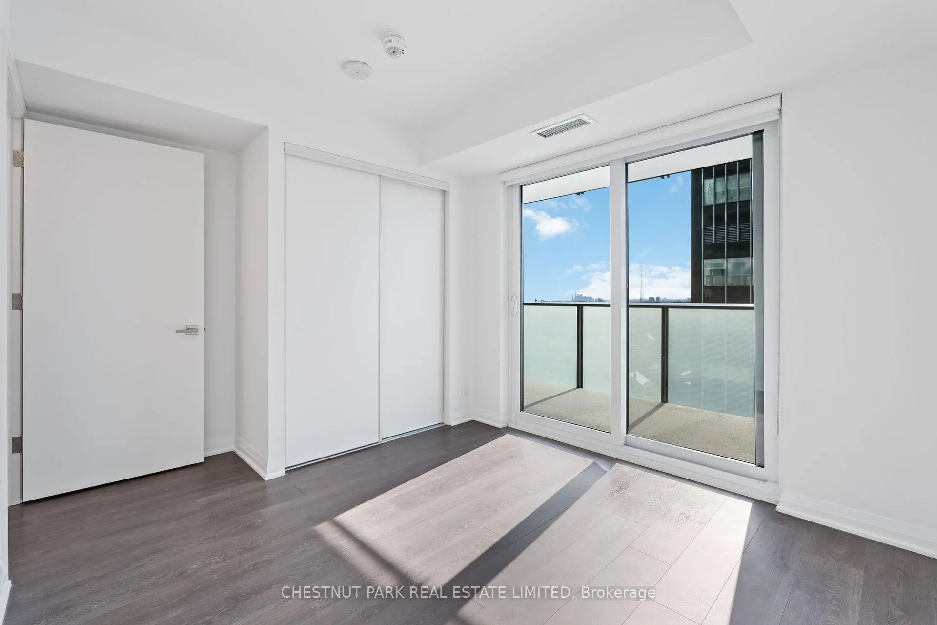 Photo 15 of Unit 1603, 99 Foxbar Road, Toronto, Yonge-St. Clair — HOMEH