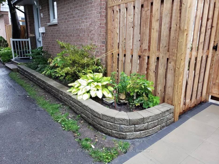 Photo 38 of Unit 95, 837 Eastvale Drive, Ottawa, Beaconwood — HOMEH