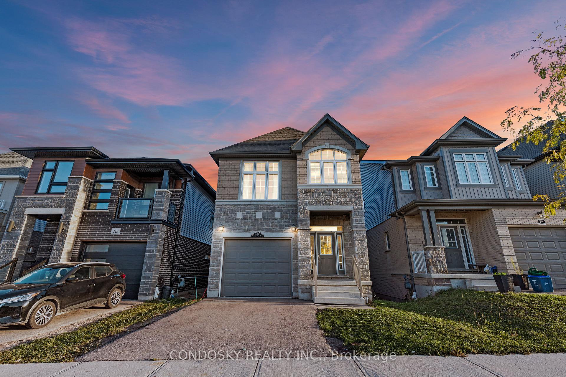 Photo 2 of 715 Thomas Slee Drive, Kitchener — HOMEH