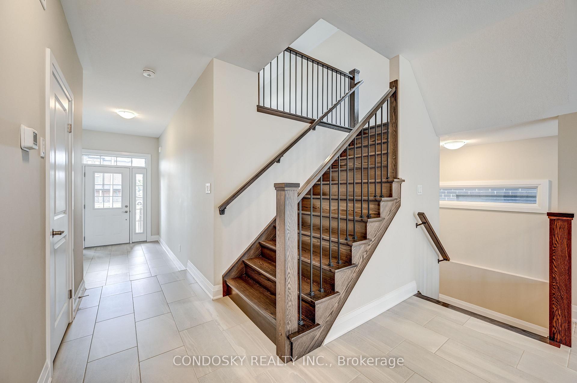Photo 12 of 715 Thomas Slee Drive, Kitchener — HOMEH