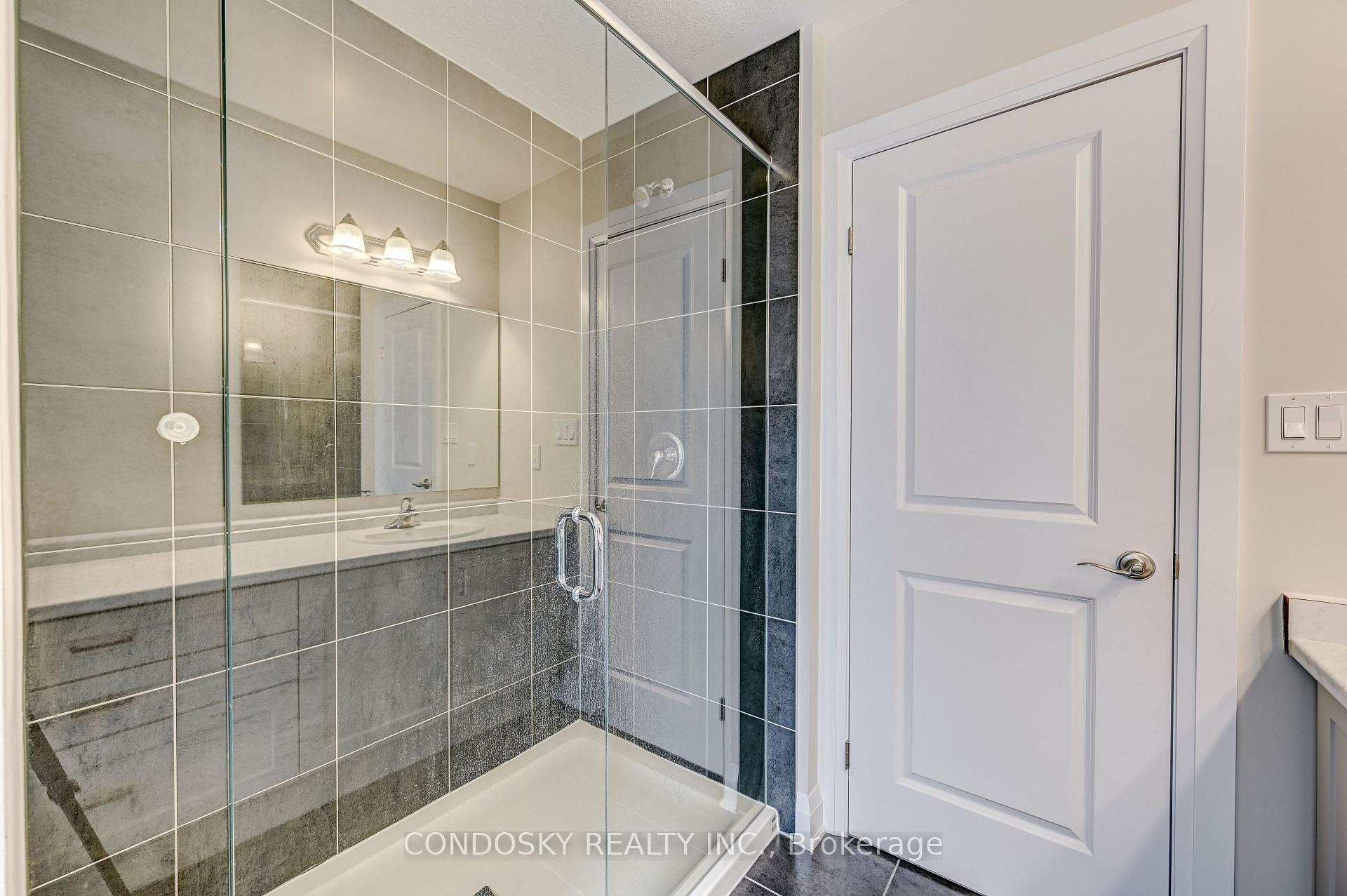 Photo 17 of 715 Thomas Slee Drive, Kitchener — HOMEH