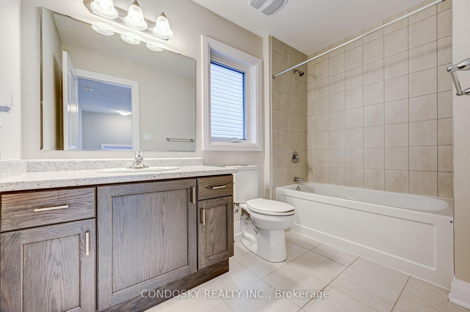 Photo 20 of 715 Thomas Slee Drive, Kitchener — HOMEH