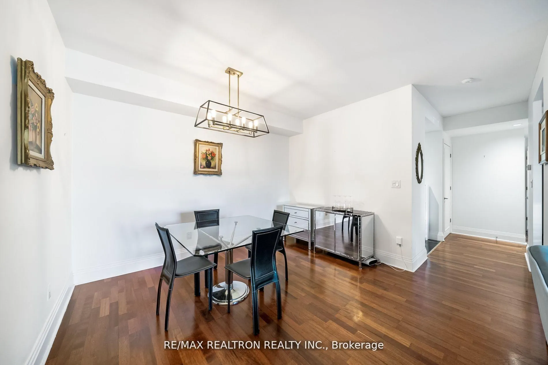 Photo 9 of Unit 301, 99 Avenue Road, Toronto, The Annex — HOMEH