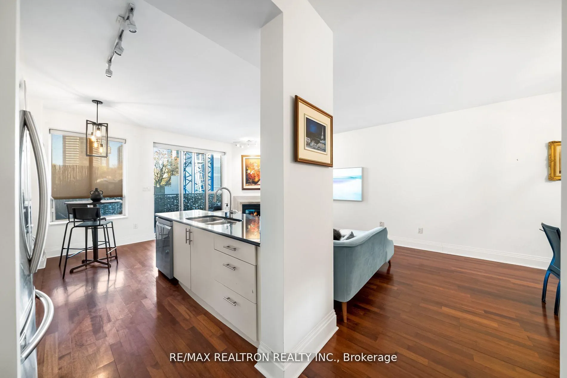 Photo 20 of Unit 301, 99 Avenue Road, Toronto, The Annex — HOMEH