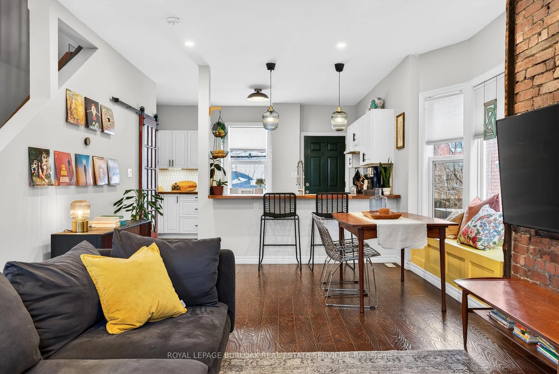 Photo 9 of 792 Cannon Street E, Hamilton, Stipley — HOMEH