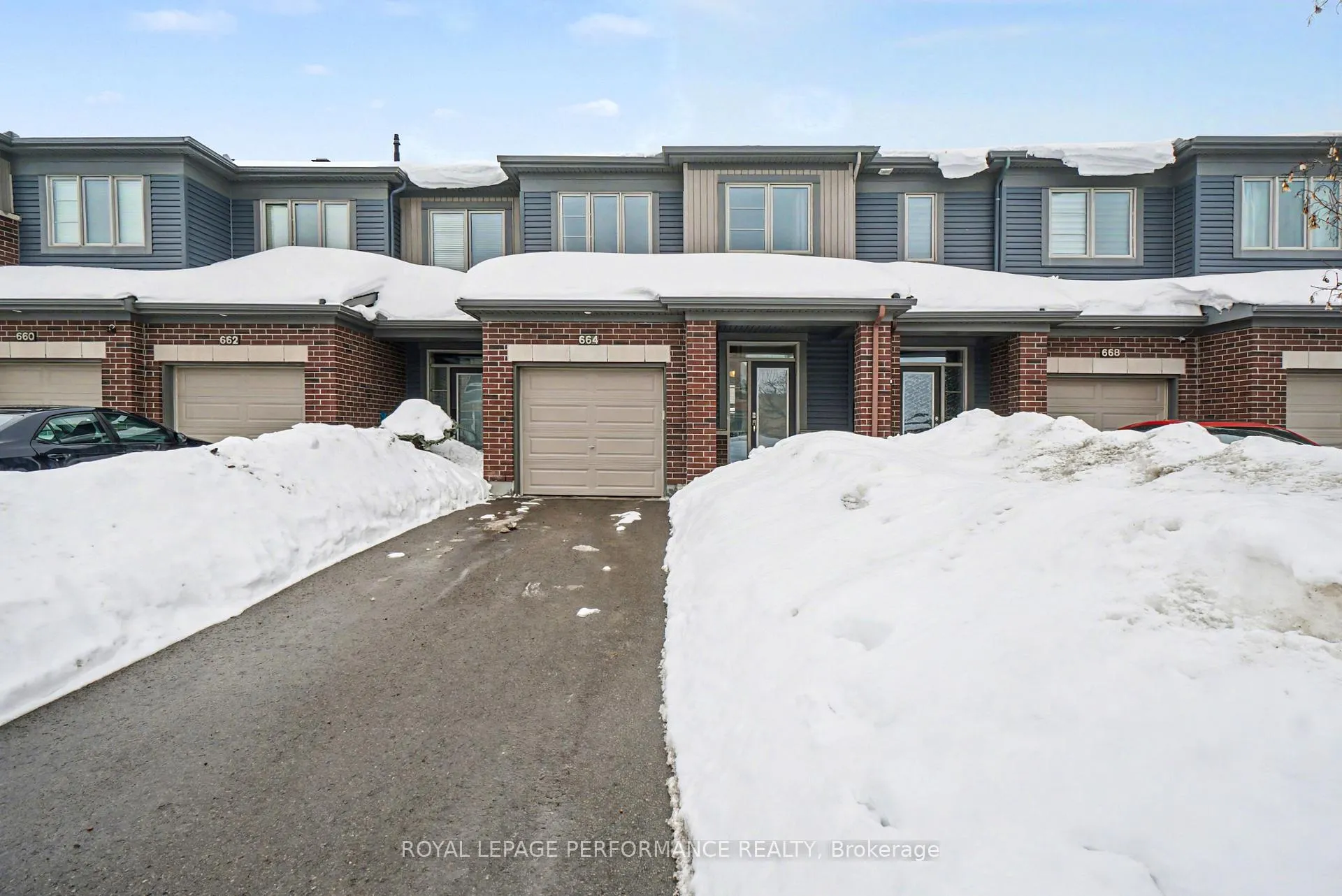 Photo 3 of 664 Des Aubepines Drive, Ottawa, Avalon West — HOMEH