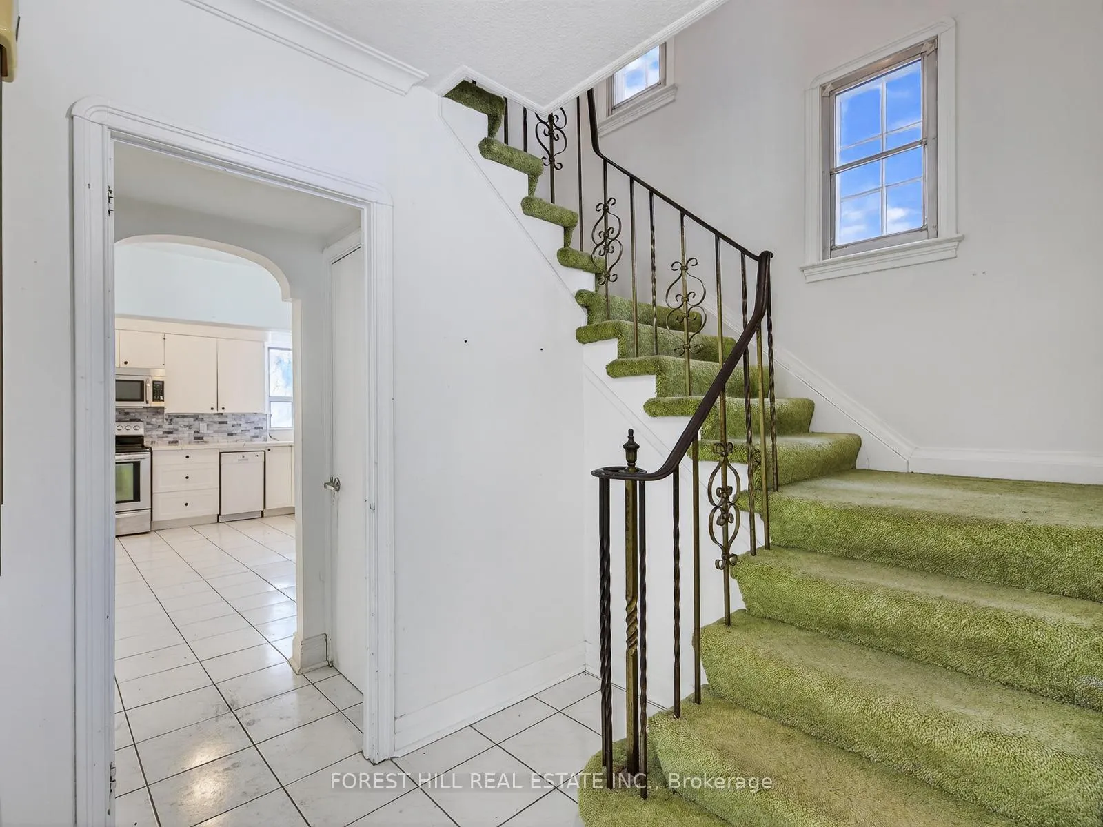 Photo 3 of 3 Westover Hill Road, Toronto, Humewood-Cedarvale — HOMEH