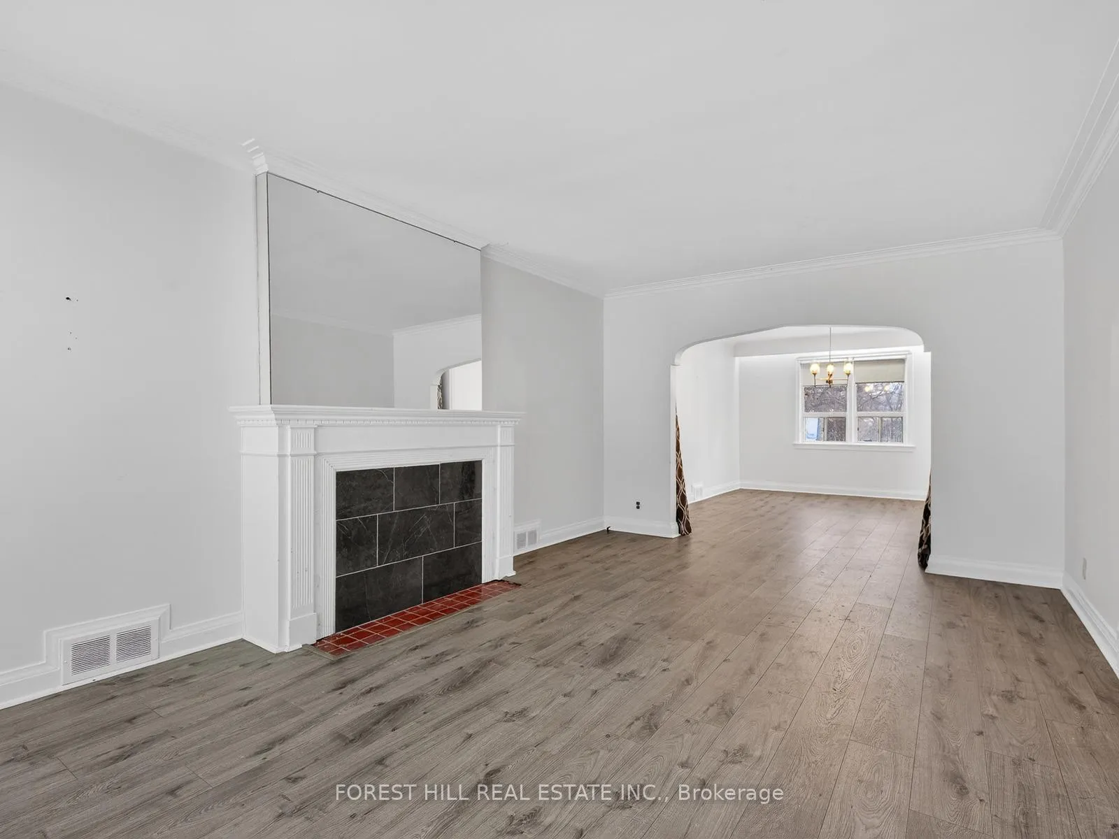 Photo 6 of 3 Westover Hill Road, Toronto, Humewood-Cedarvale — HOMEH
