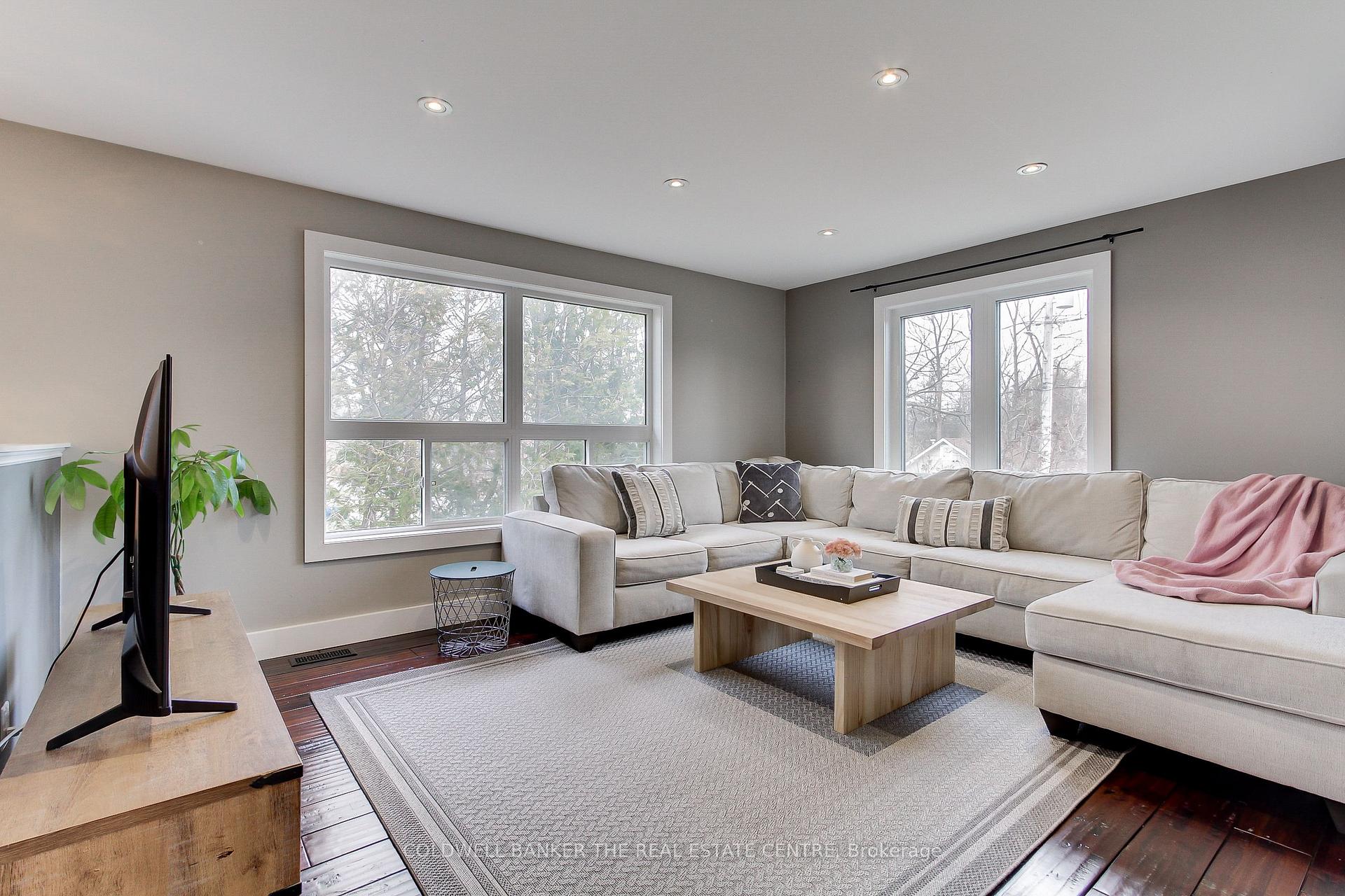 Photo 12 of Unit Upper, 696 Reid Street, Innisfil, Alcona — HOMEH