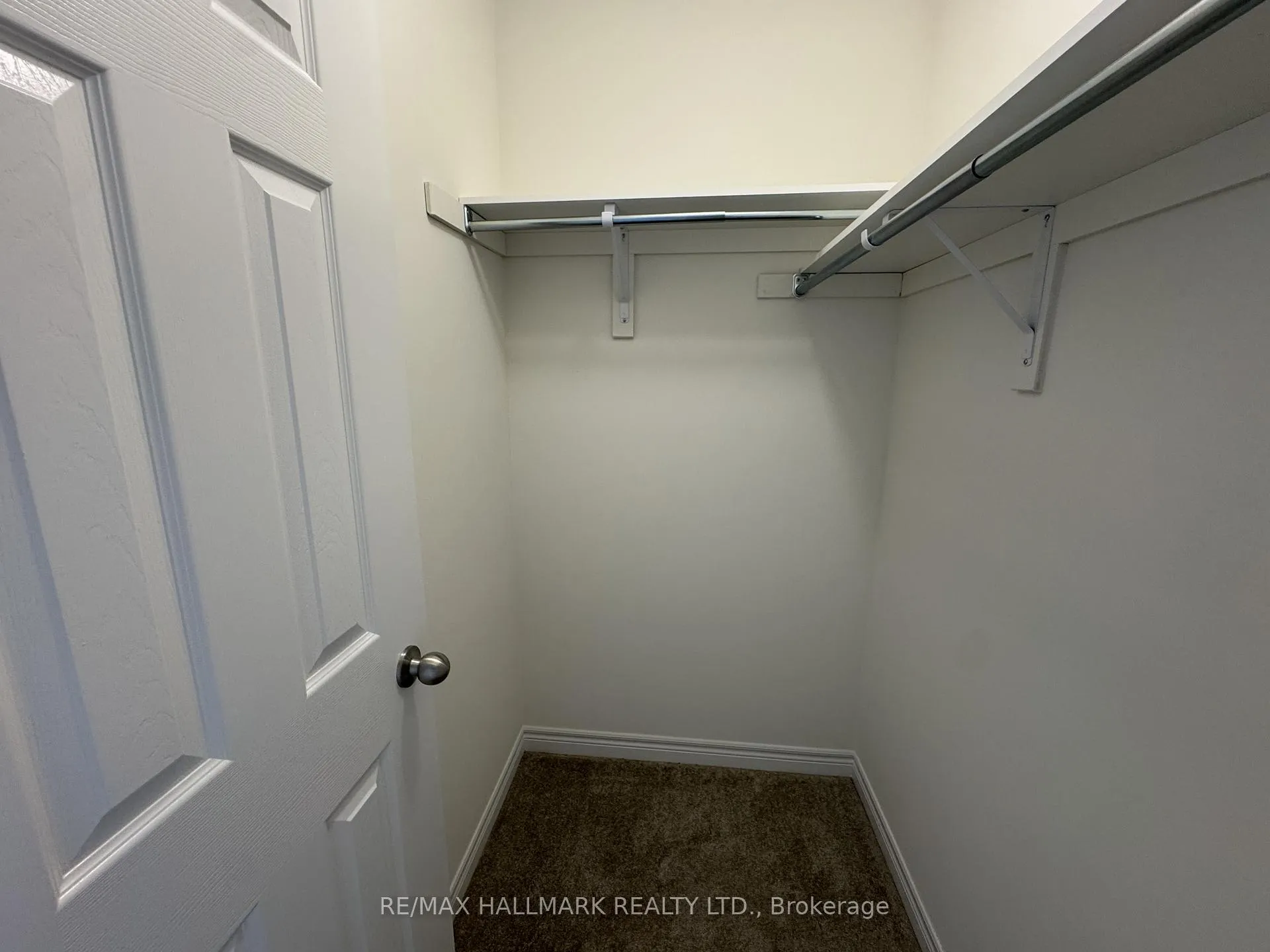 Photo 22 of 3945 Leonardo Street, Burlington, Alton — HOMEH