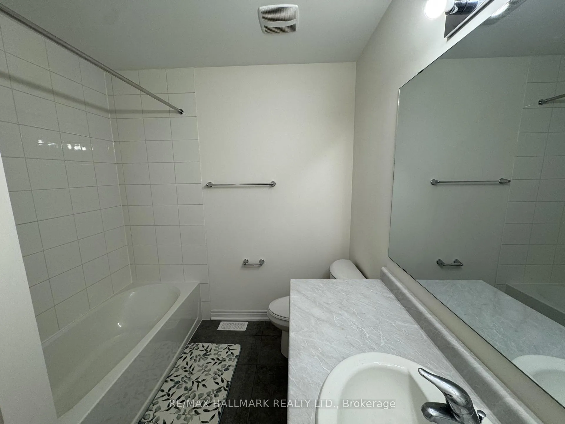Photo 24 of 3945 Leonardo Street, Burlington, Alton — HOMEH