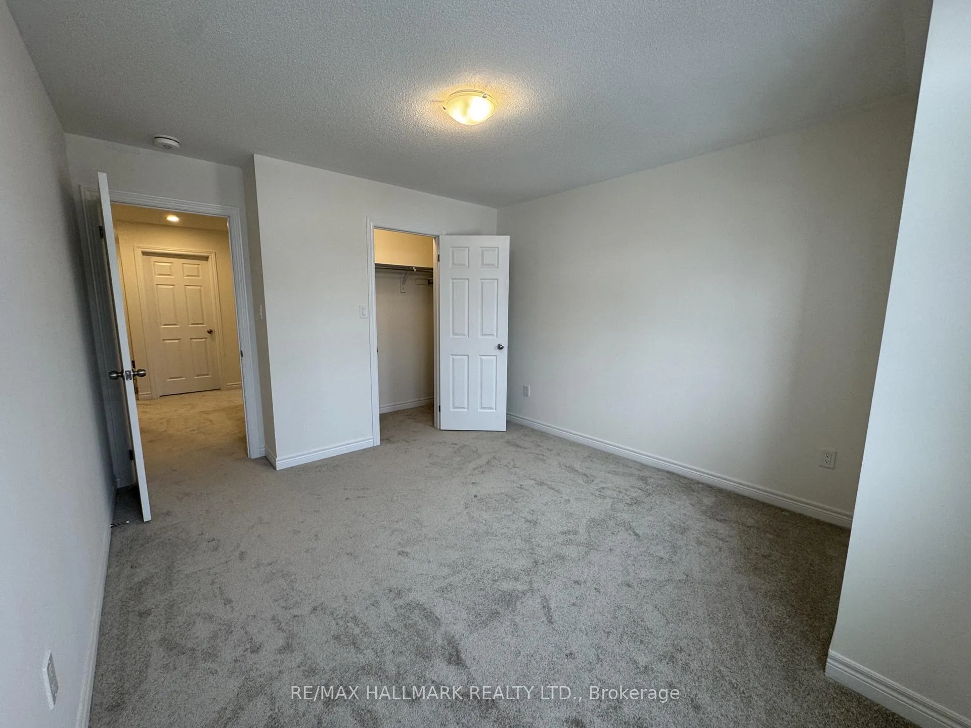 Photo 26 of 3945 Leonardo Street, Burlington, Alton — HOMEH