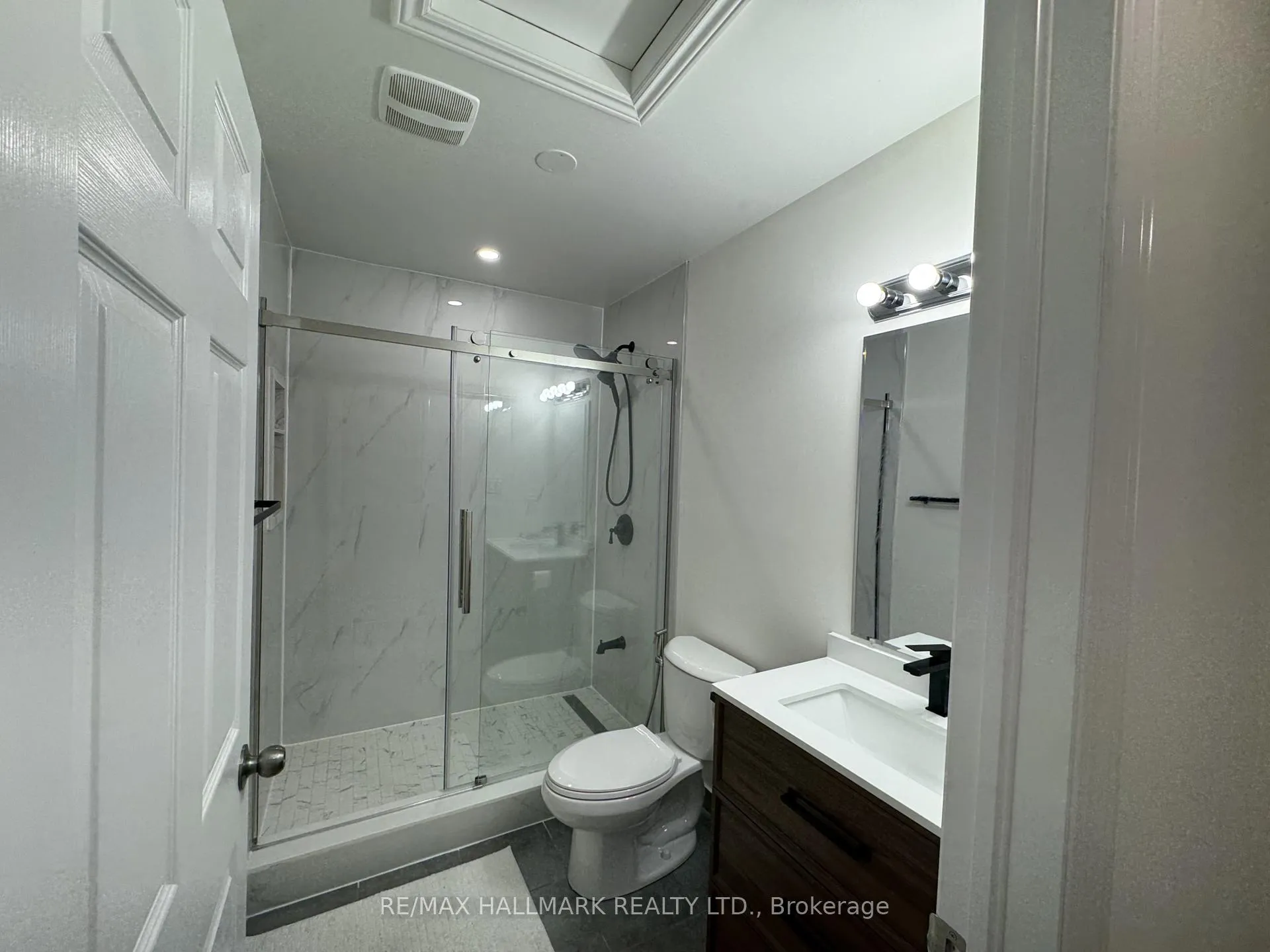 Photo 28 of 3945 Leonardo Street, Burlington, Alton — HOMEH