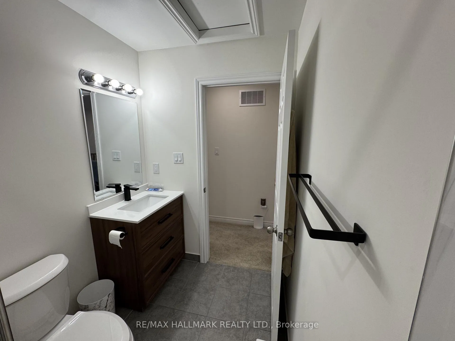 Photo 29 of 3945 Leonardo Street, Burlington, Alton — HOMEH