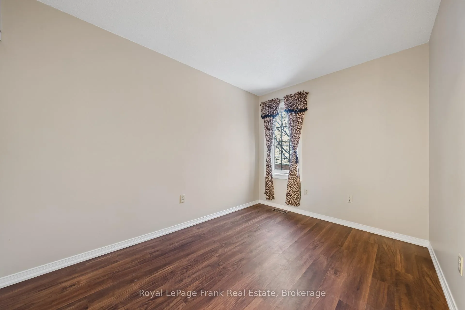 Photo 27 of Unit 11, 1995 Pinegrove Avenue, Pickering, Highbush — HOMEH