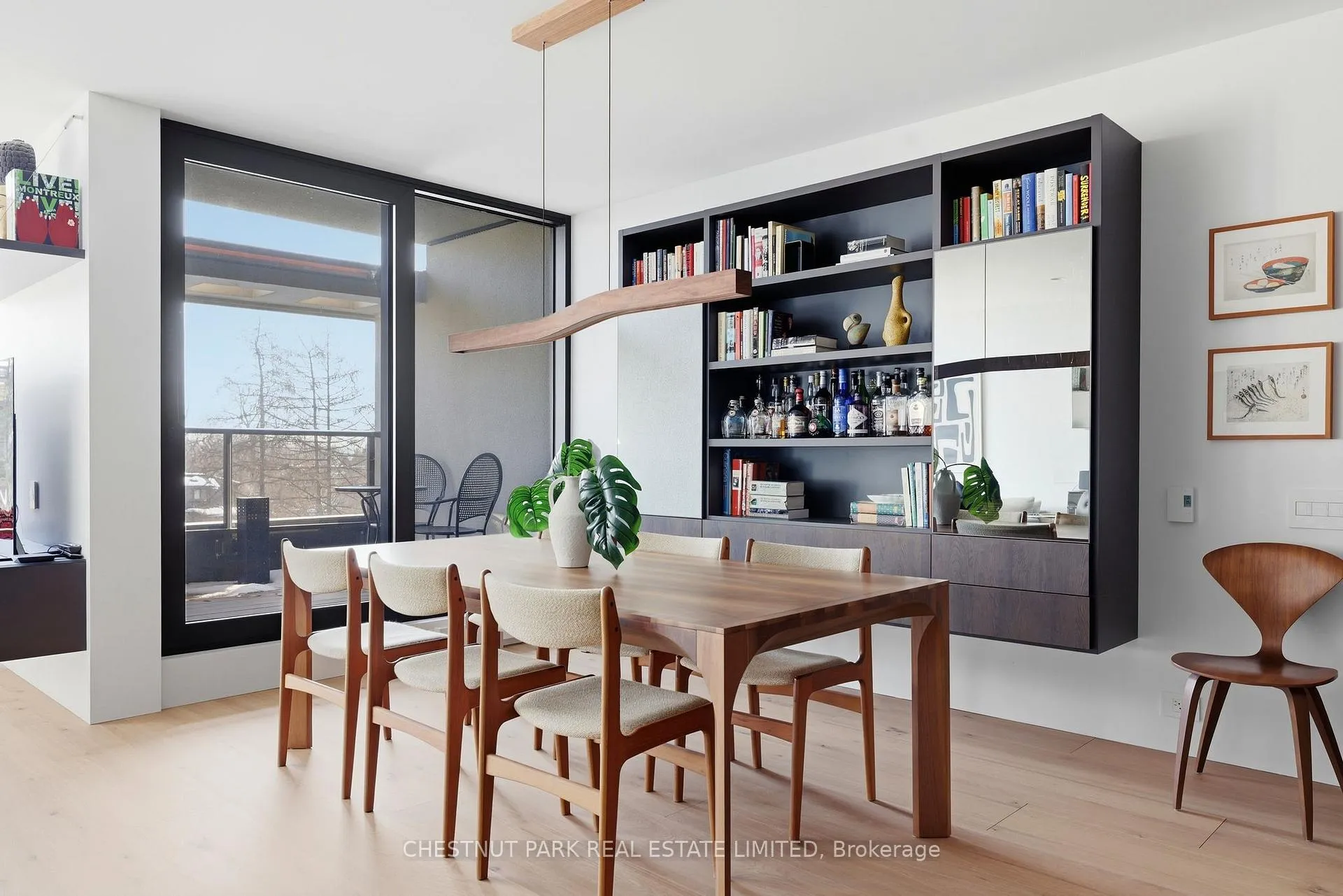 Photo 2 of Unit 327, 40 Oaklands Avenue, Toronto, Yonge-St. Clair — HOMEH