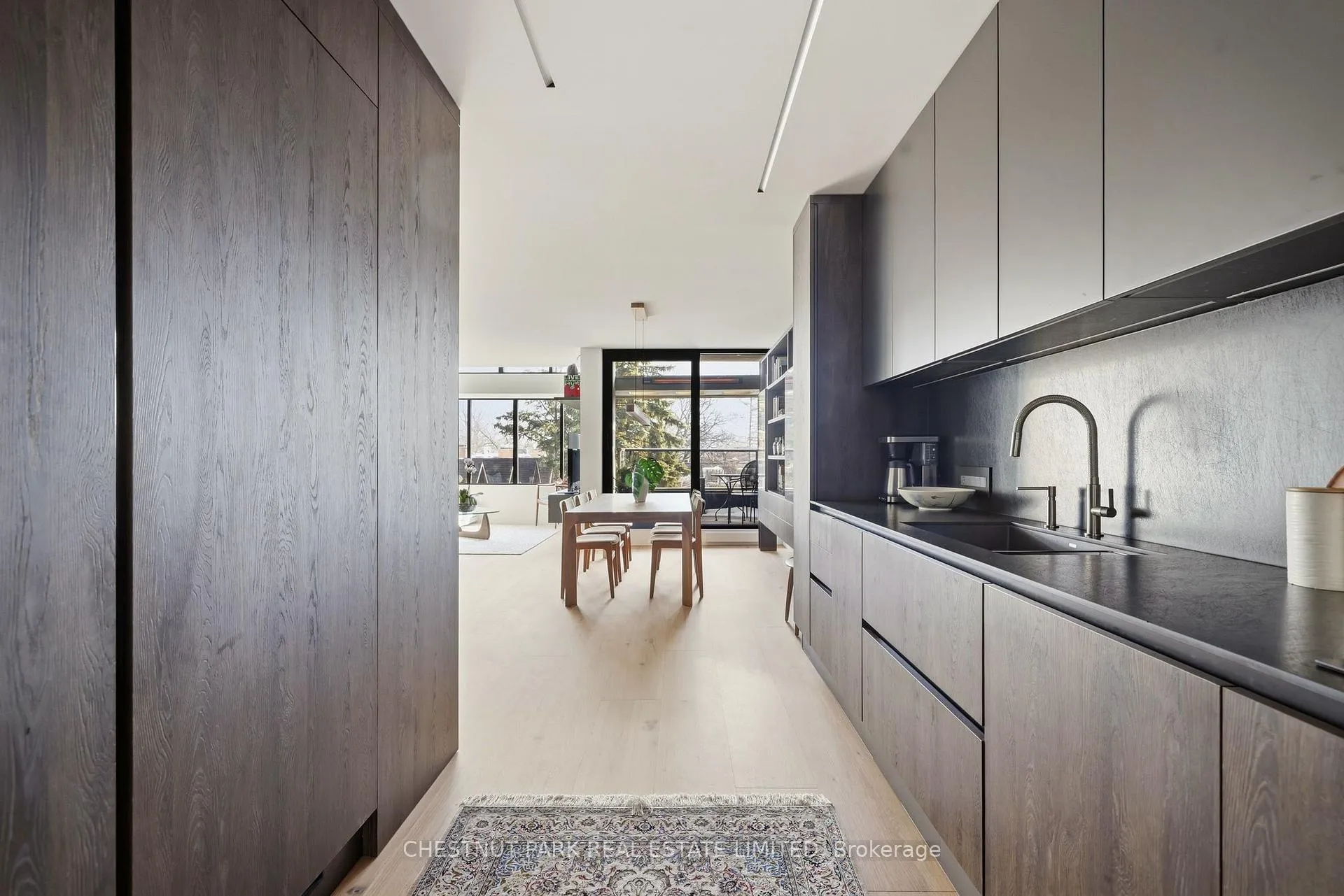 Photo 4 of Unit 327, 40 Oaklands Avenue, Toronto, Yonge-St. Clair — HOMEH
