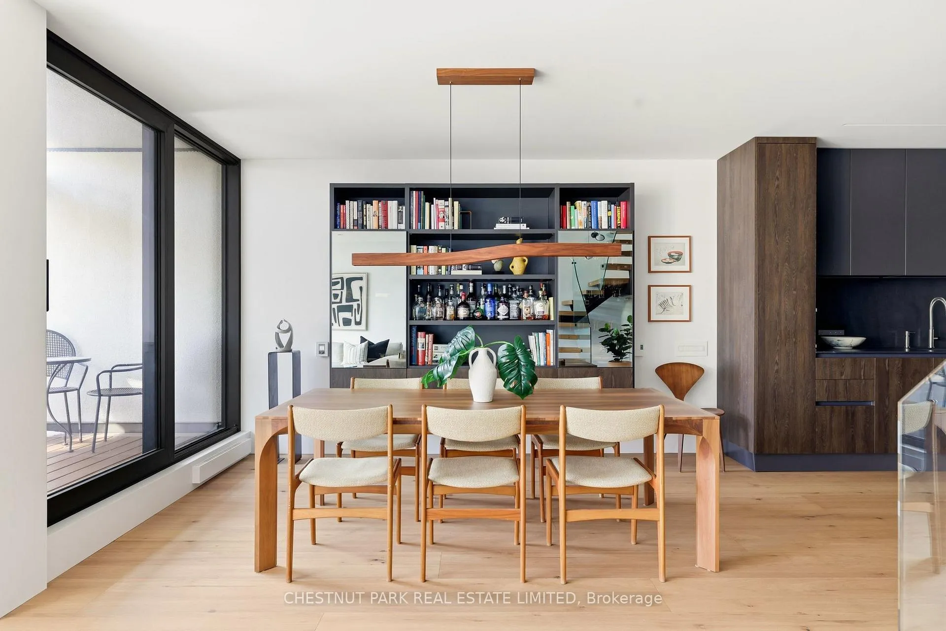 Photo 10 of Unit 327, 40 Oaklands Avenue, Toronto, Yonge-St. Clair — HOMEH