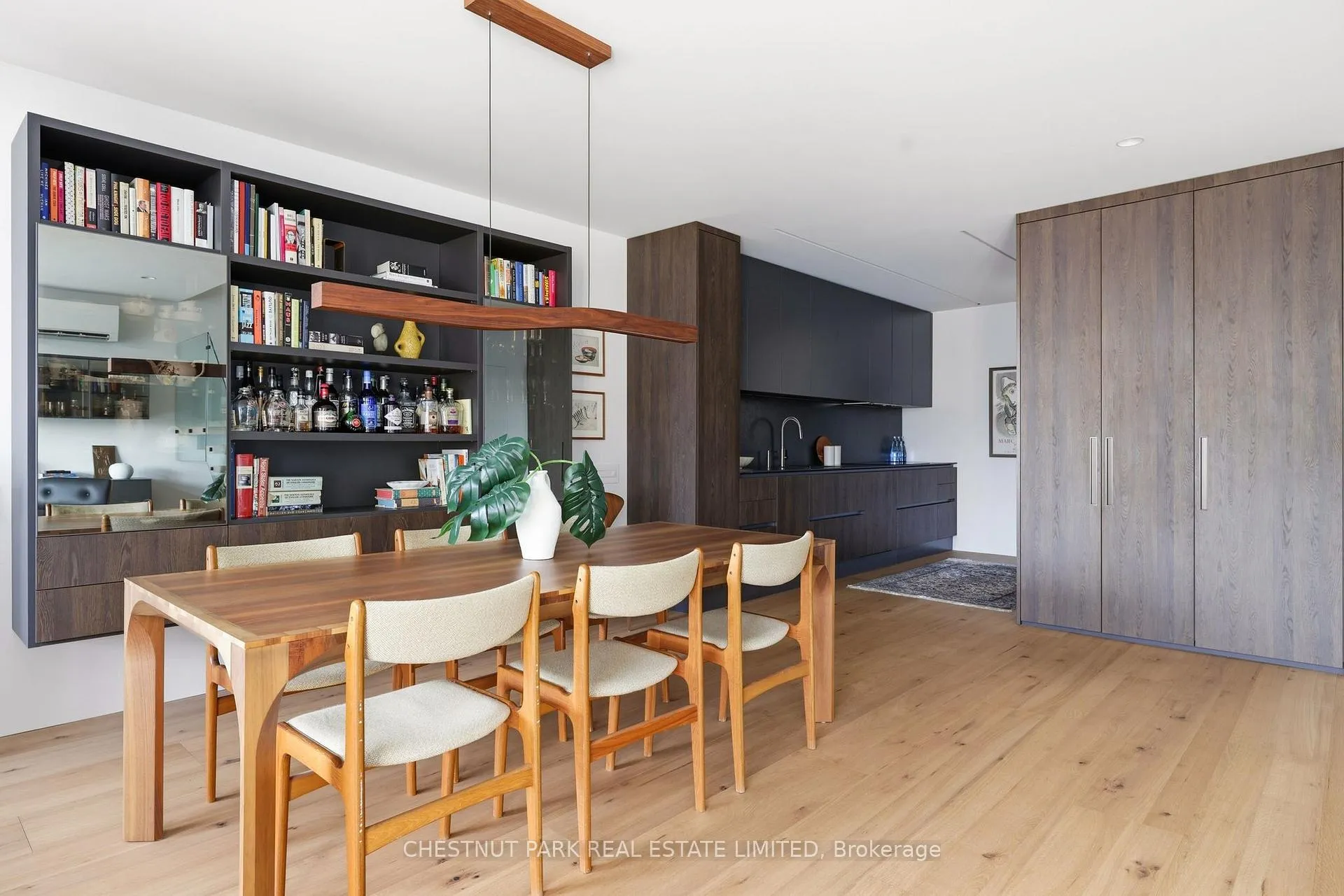 Photo 12 of Unit 327, 40 Oaklands Avenue, Toronto, Yonge-St. Clair — HOMEH