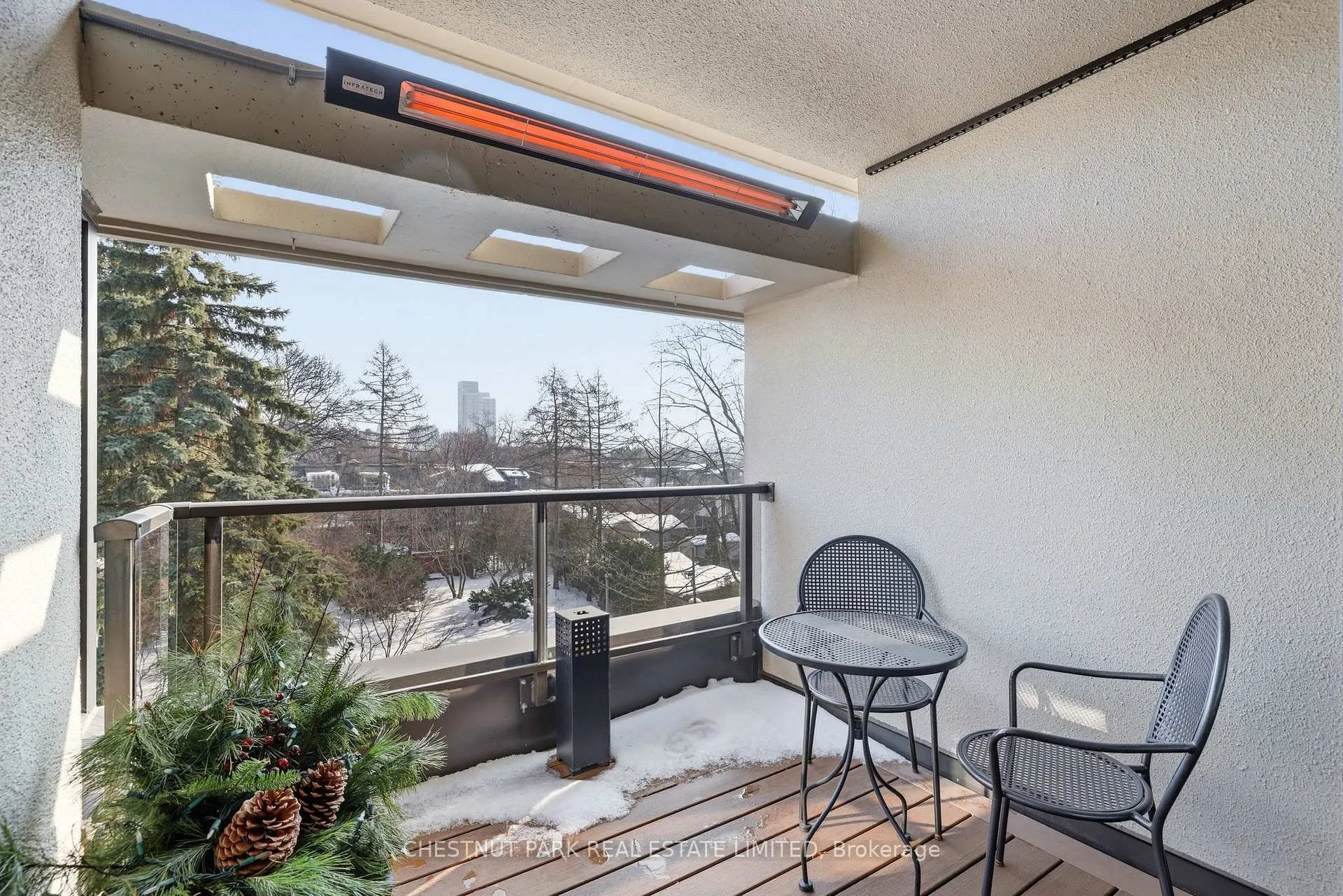 Photo 15 of Unit 327, 40 Oaklands Avenue, Toronto, Yonge-St. Clair — HOMEH