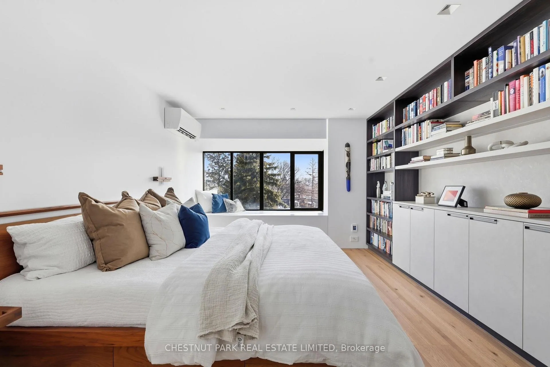 Photo 21 of Unit 327, 40 Oaklands Avenue, Toronto, Yonge-St. Clair — HOMEH