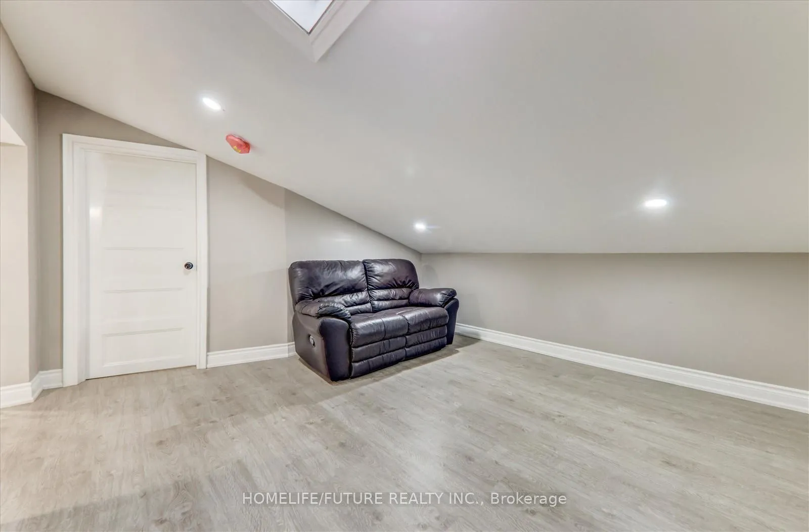 Photo 29 of 585 Wilson Road N, Oshawa, Eastdale — HOMEH
